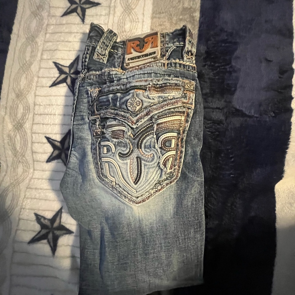 I am sell rock revival jeans for a low price 29 waist 32 inseam